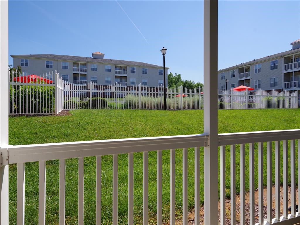 Patio at Patriots Pointe, Hillsborough