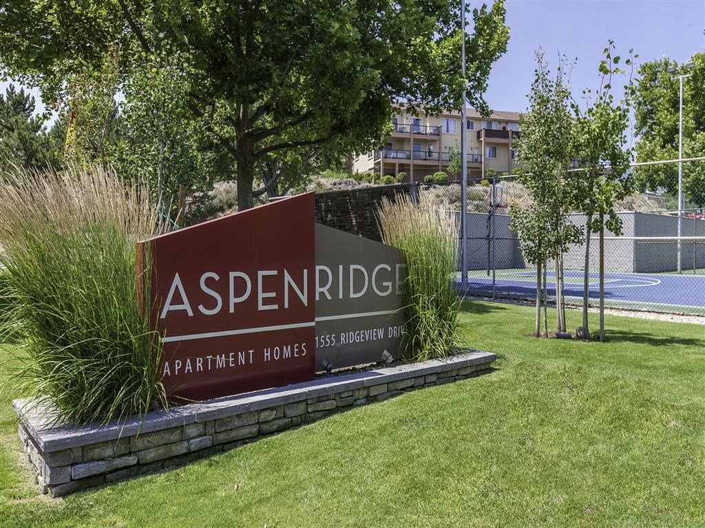 Aspen Ridge exterior