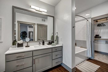Nexus East Bathroom with Bathtub and Walk-In Closet - Photo Gallery 7