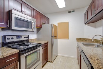 Kitchen - Photo Gallery 4