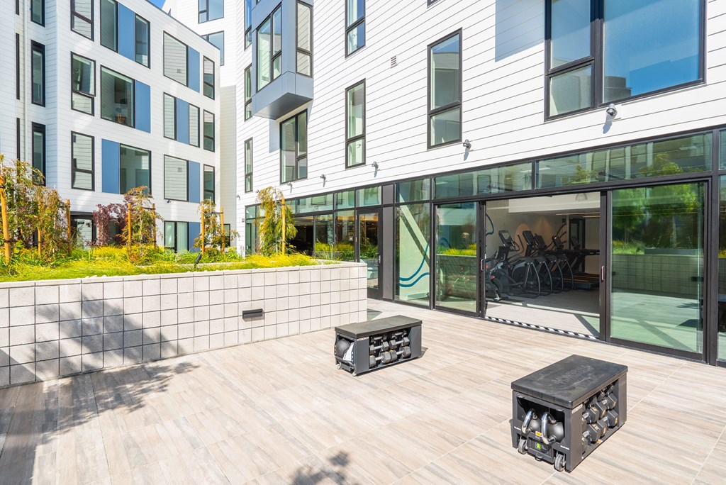 a view of the patio at the m on hennepin apartments in minneapolis,
