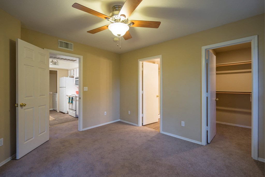 A Room With a Ceiling Fan at The Summit at Flagstaff, Flagstaff, 86004