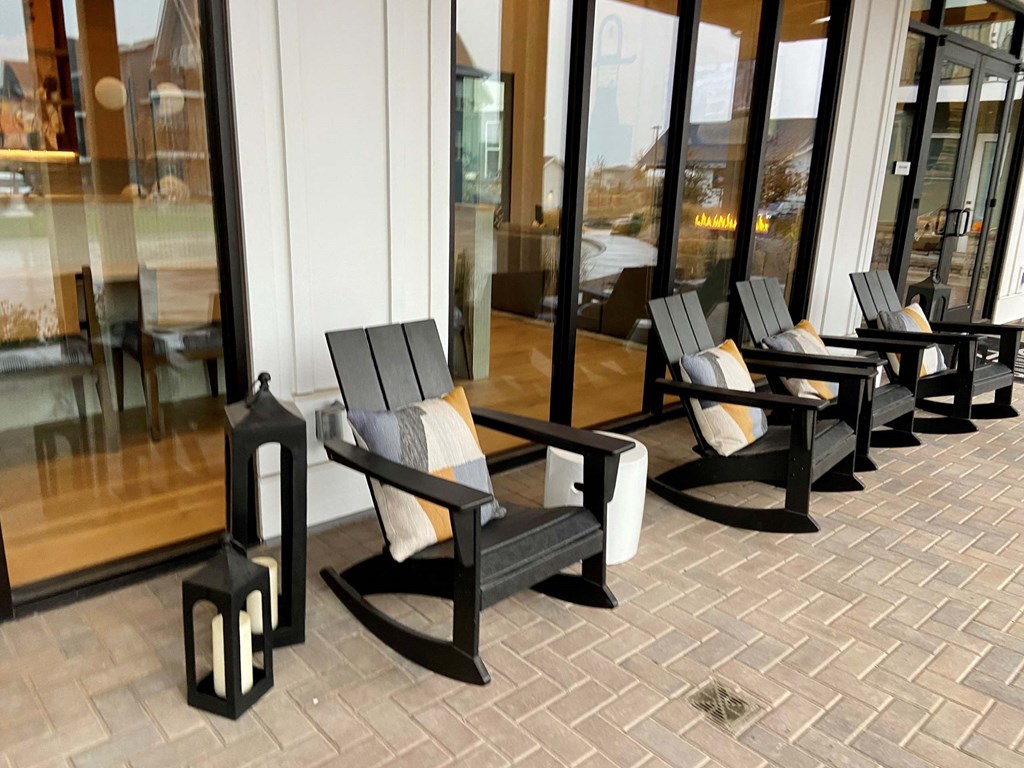 Clubhouse Relaxing Chairs at Park40 Apartments in Broomfield, CO