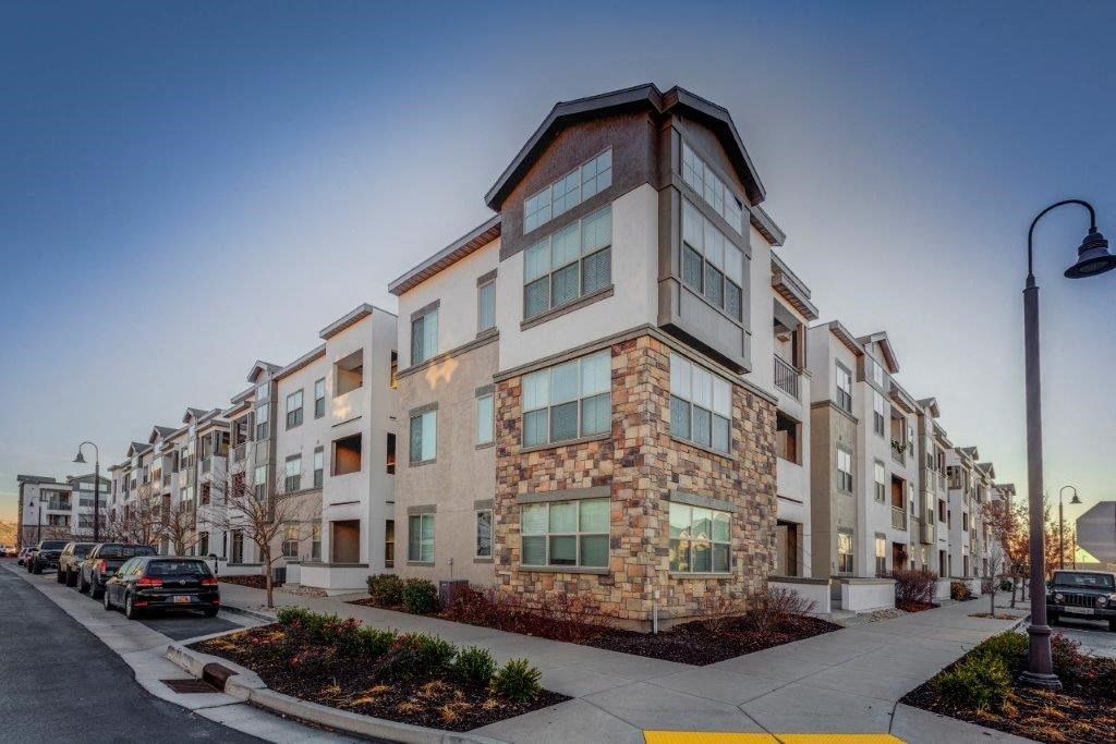 Park Lane Village Exterior