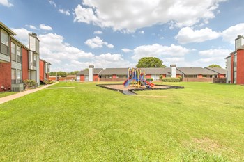 Playground Playground - Photo Gallery 3