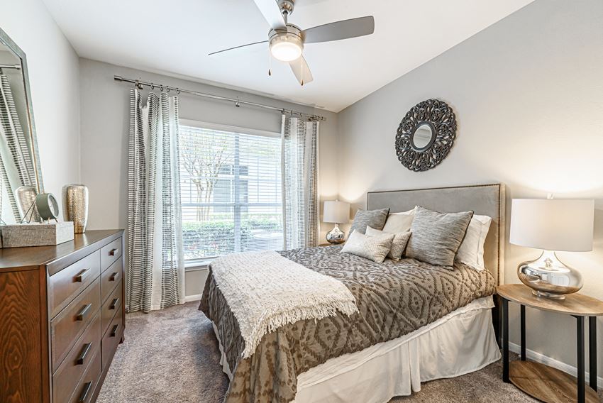 Oasis At Piney Point Apartments, 9100 Westheimer RD, Houston, TX RentCafe