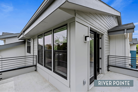 River Pointe Apartments