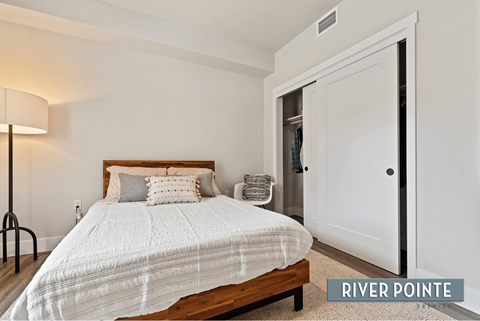 River Pointe Apartments