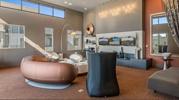 Resident Lounge - Photo Gallery 4