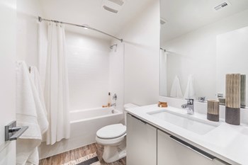 2 bedroom model bathroom - Photo Gallery 22