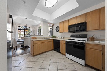 Kitchen - Photo Gallery 4