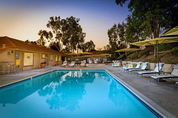swimming pool  at Softwind Point, California - Photo Gallery 15