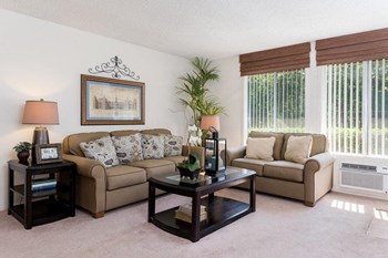 living room  at Softwind Point, Vista, California - Photo Gallery 18