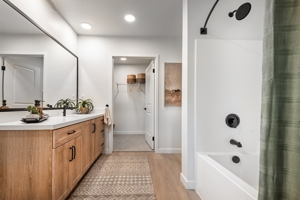 Solana Winchester Hills