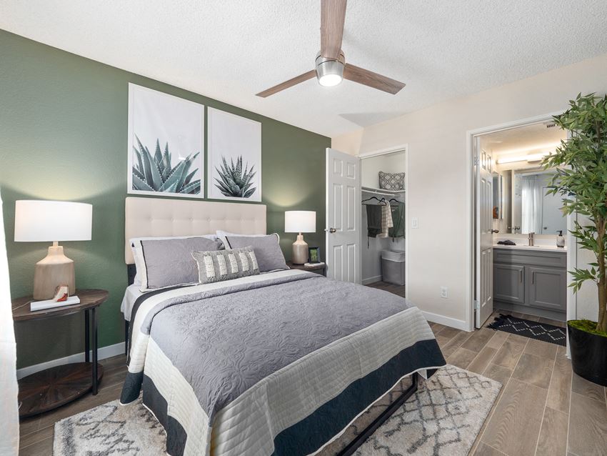 Solas Glendale Model Bedroom - Photo Gallery