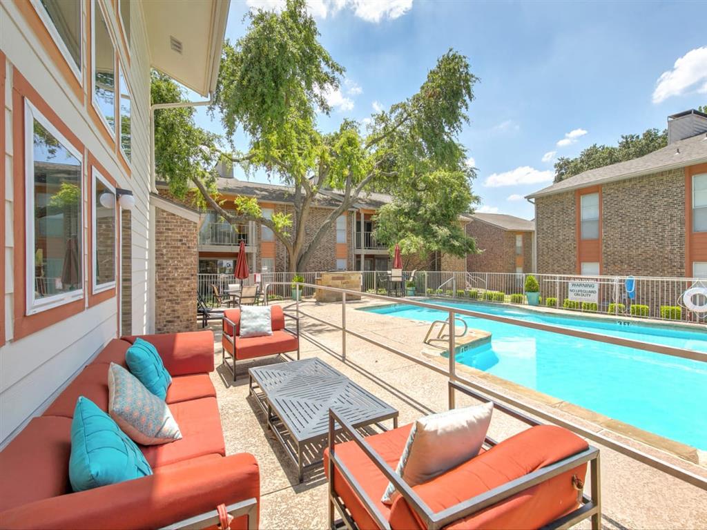 Adair Off Addison - New