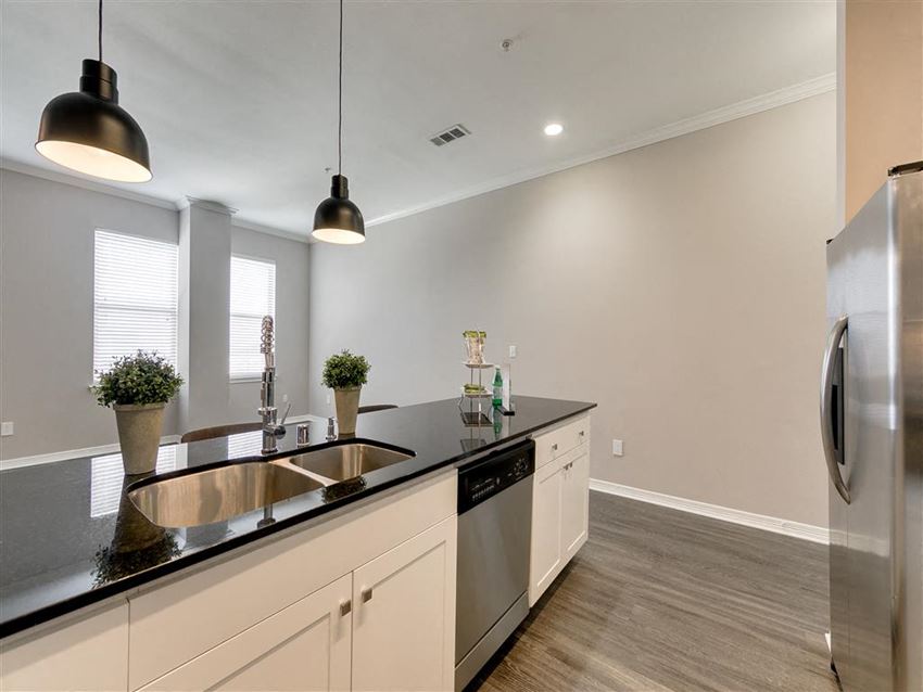 Broadstone Sora Apartments, 3324 McKinney Ave, Dallas, TX RentCafe