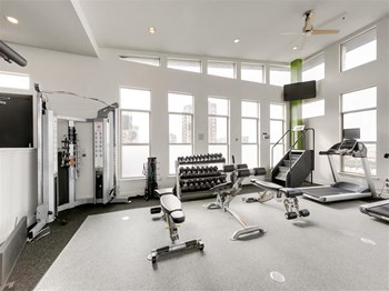 fitness center - Photo Gallery 9