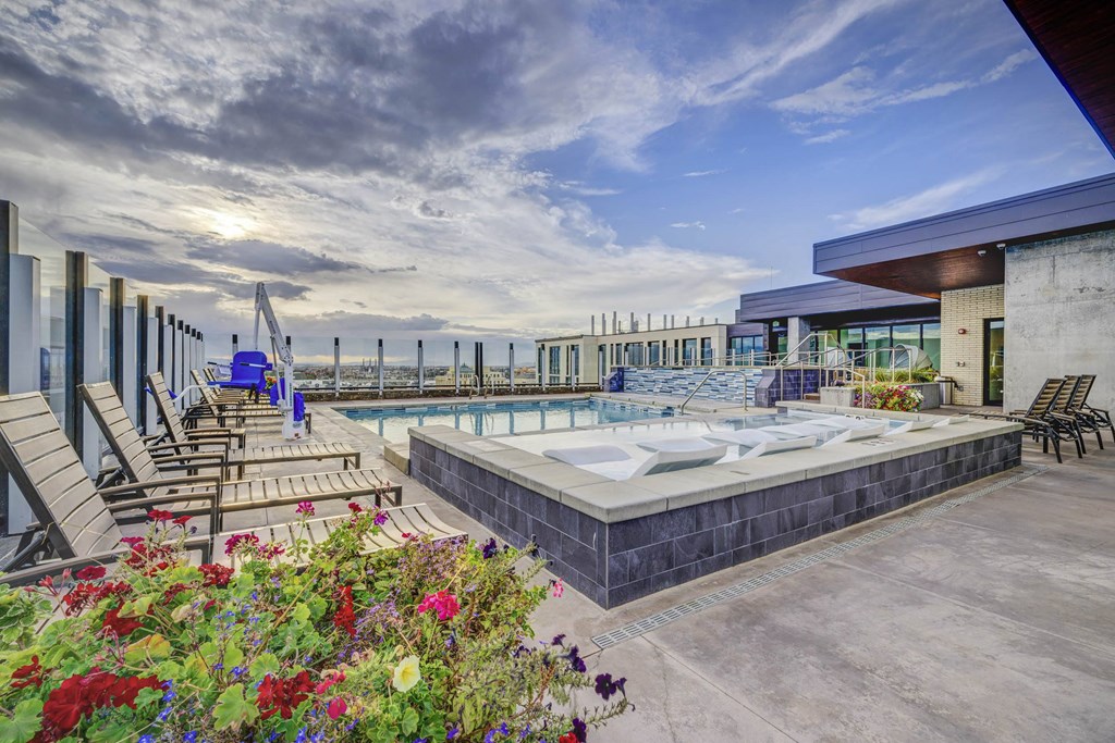 Rooftop Resort Styled Pool and Hot Tub