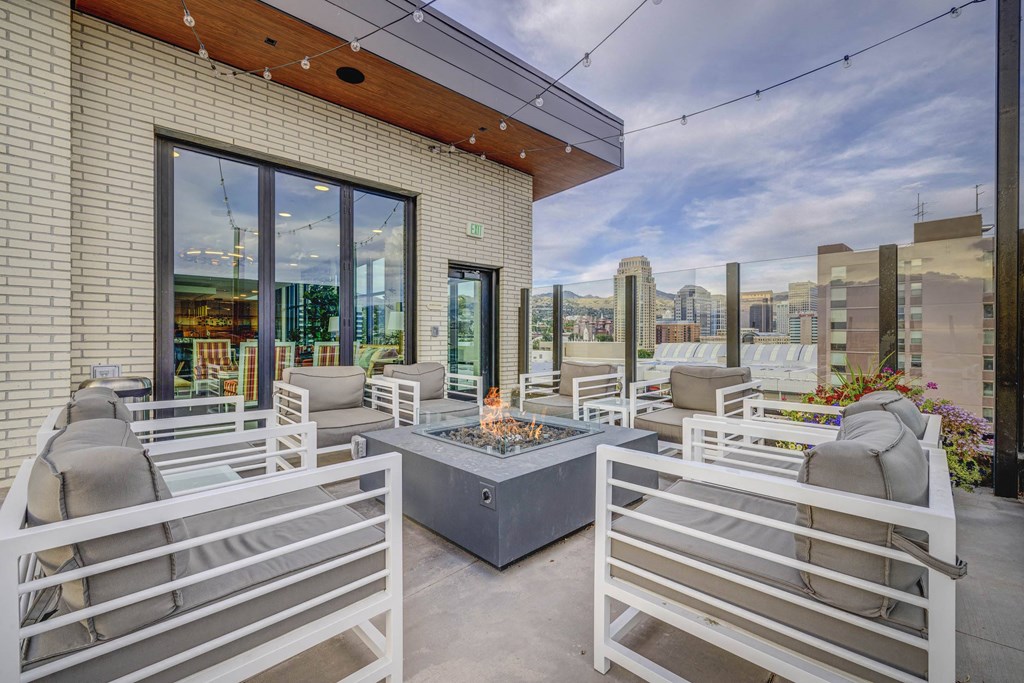 Outdoor lounge area with firepit