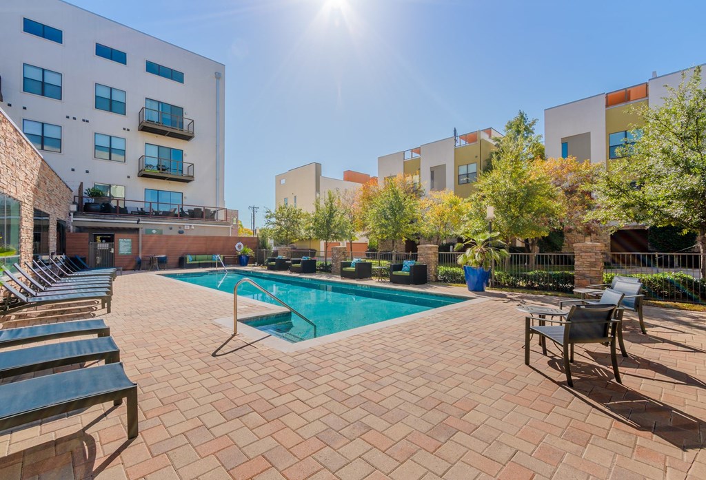 Pool at The Dylan, Dallas, 75219