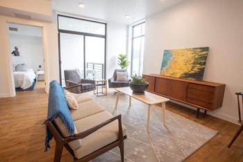 Living room - Photo Gallery 5
