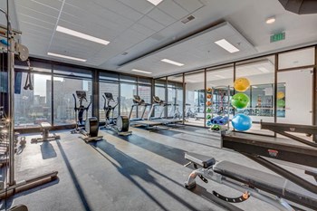 Fitness Center - Photo Gallery 20