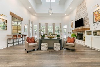 The Outlook At Greystone