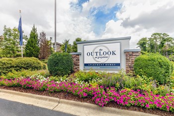 The Outlook At Greystone