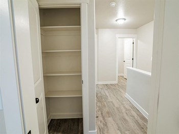 storage closet - Photo Gallery 56