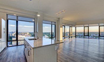 Living Room - Photo Gallery 4