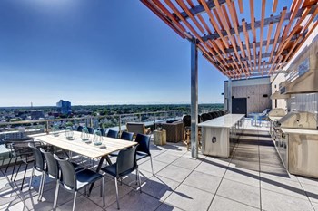 Grilling Station - Photo Gallery 5
