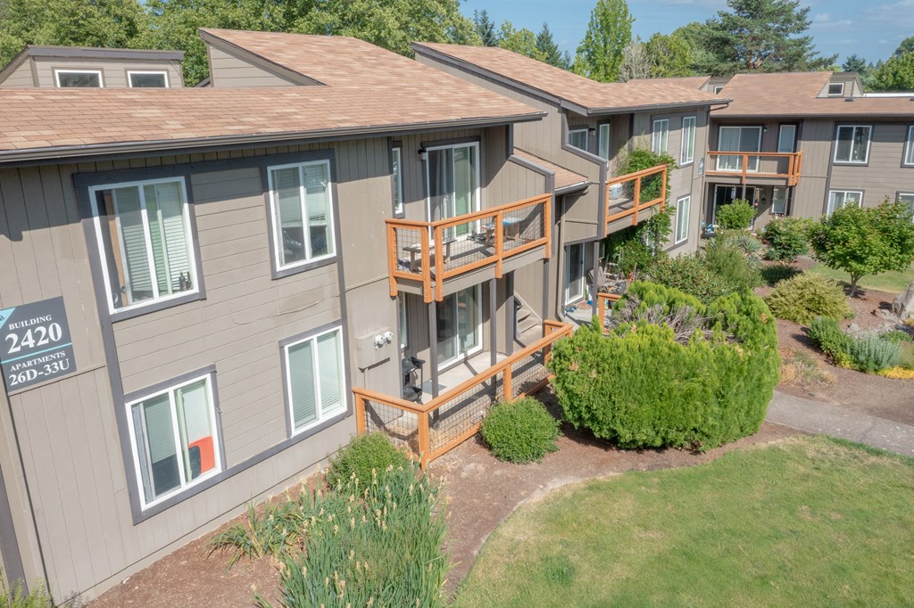 front of property, the resort  at Veri at Timberhill, Oregon