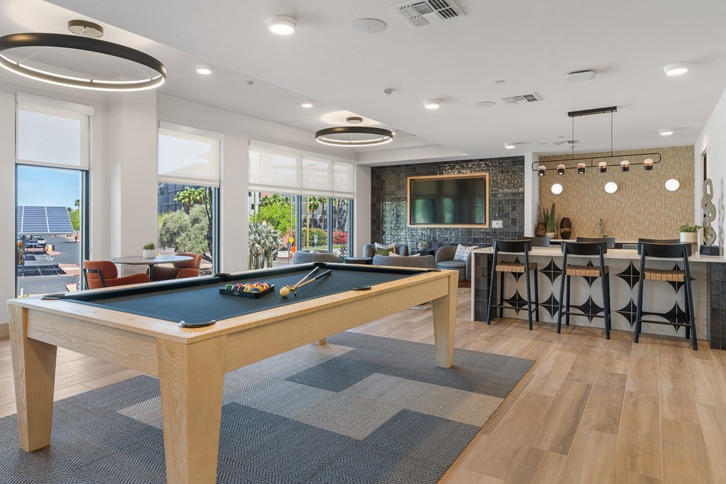 the preserve at ballantyne commons pool table and dining area