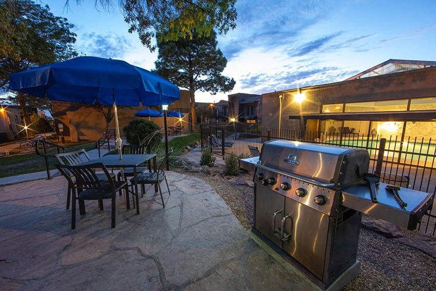 grilling area
