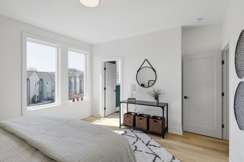 Bedroom With Closet at The Yarra, Madison, 37115