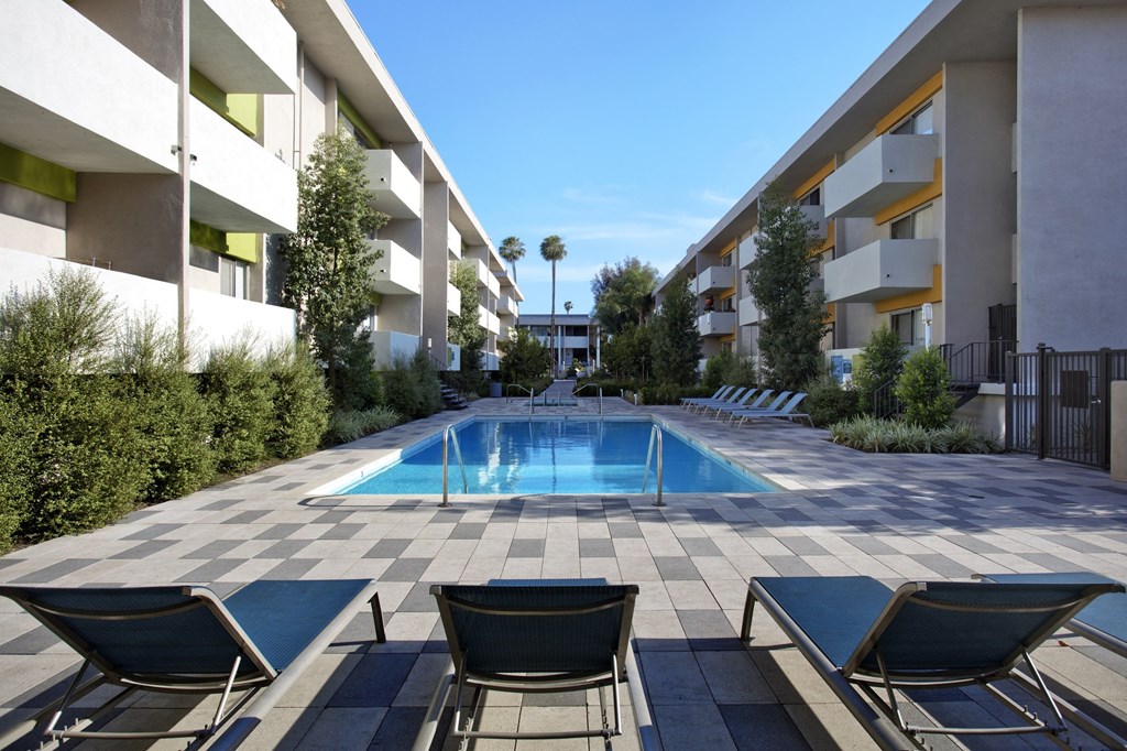 Poolside Relaxing Area at The Chadwick, Los Angeles, CA