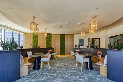 One Seven At Belleview Station