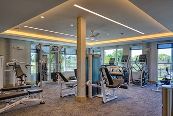 Fitness center with machines - Photo Gallery 18