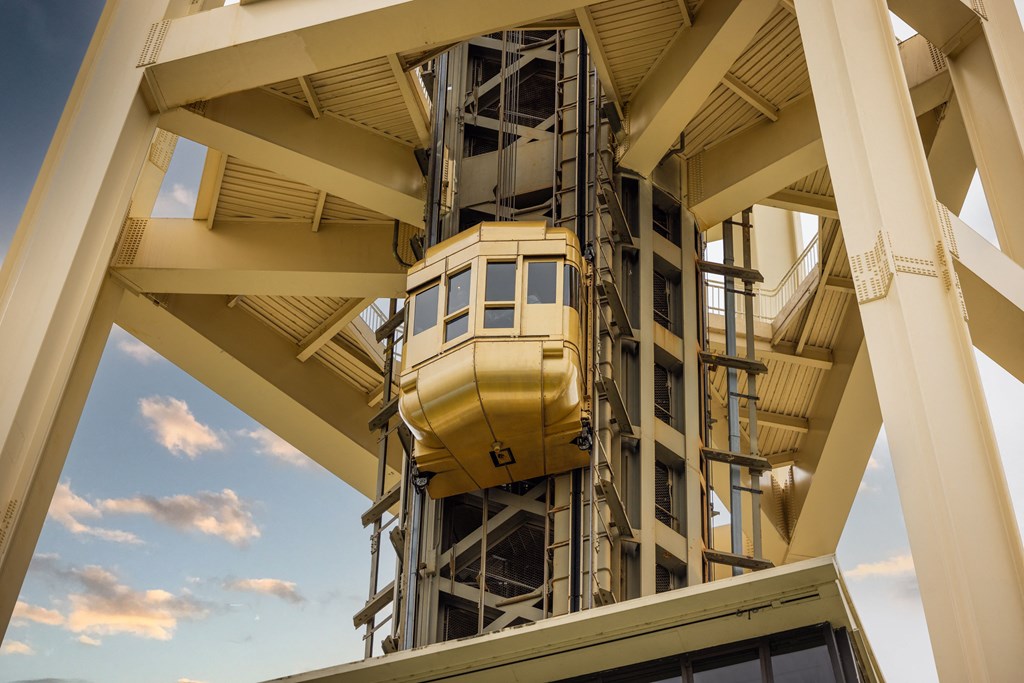 Space Needle  at Axis, Seattle, 98109