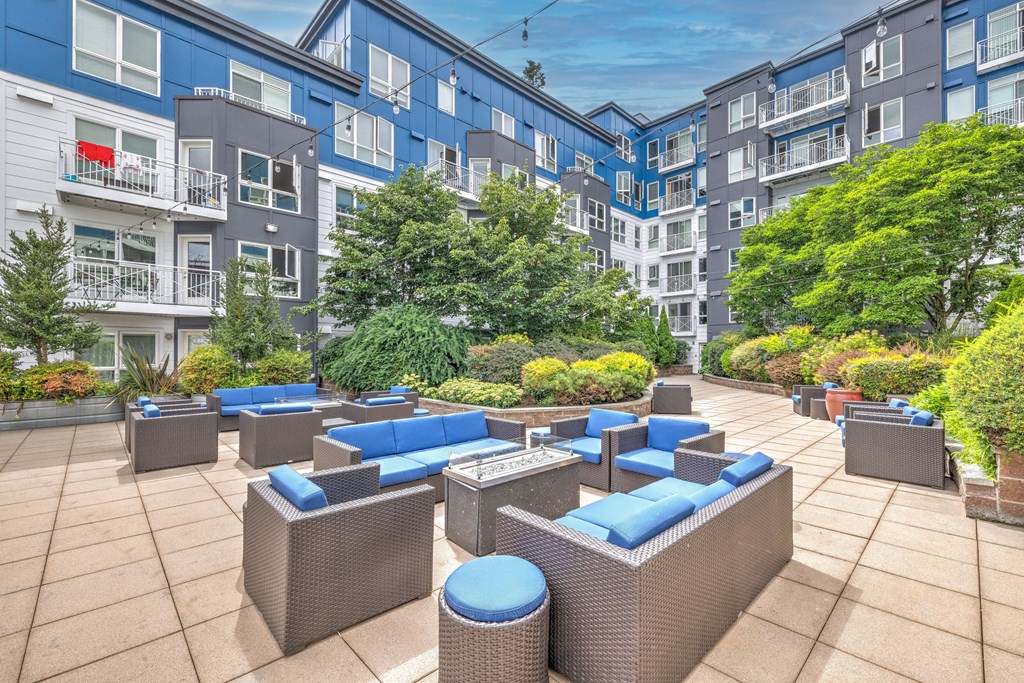 Dexter Lake Union Courtyard at Dexter Lake Union, Seattle, WA