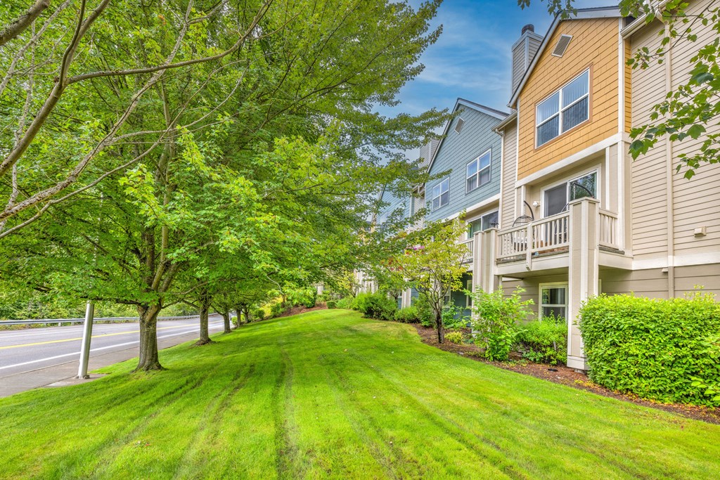 Bella Vista Townhomes