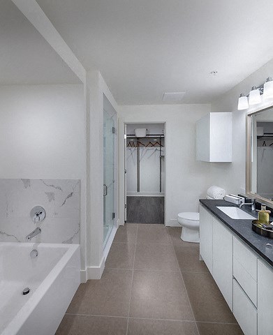 Bathroom at Stanza Little Italy, California