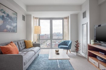 Lofts Living Room - Photo Gallery 4
