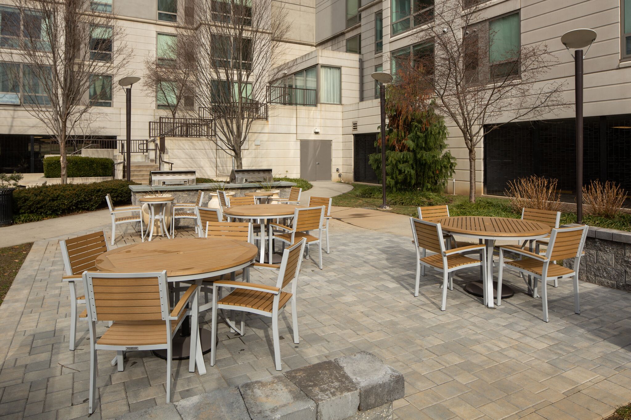 Edgewater Apts|Patio