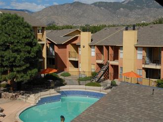 pool - Photo Gallery