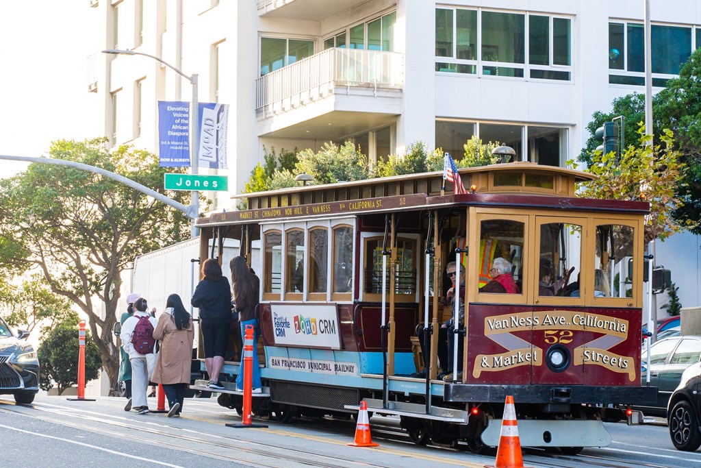 Nob Hill Tower Apartments, 1221 Jones St., San Francisco, CA RentCafe