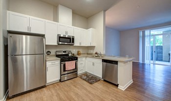Modular Kitchen Modular Kitchen at Sherman Circle, Van Nuys, CA, 91405 - Photo Gallery 3