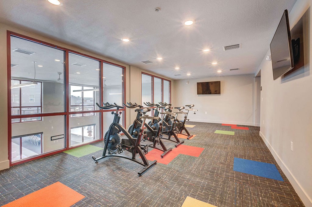 the gym at the preserve apartments