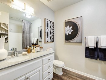 guest bathroom at Lasselle Place, Moreno Valley - Photo Gallery 16
